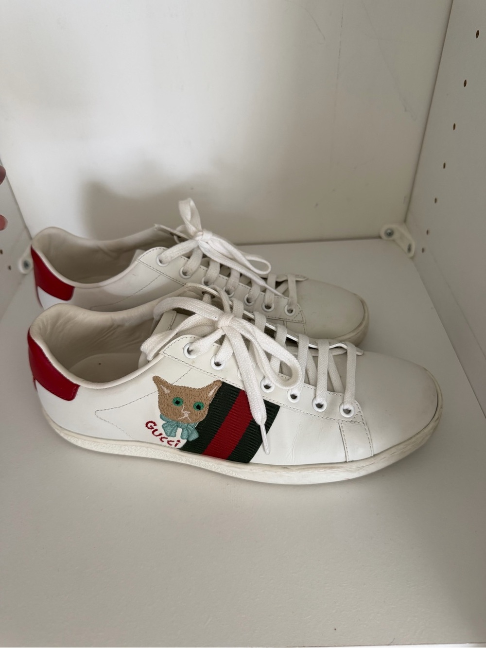 Gucci White Leather Sneakers with Red & Green Web and Cat Embroidery